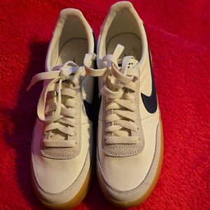 Nike Cream and Black Athletic Shoes